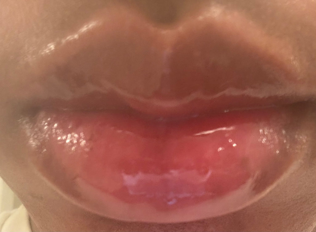 Lip oil