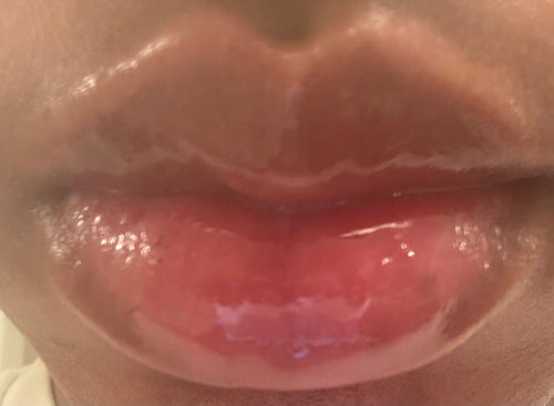Lip oil